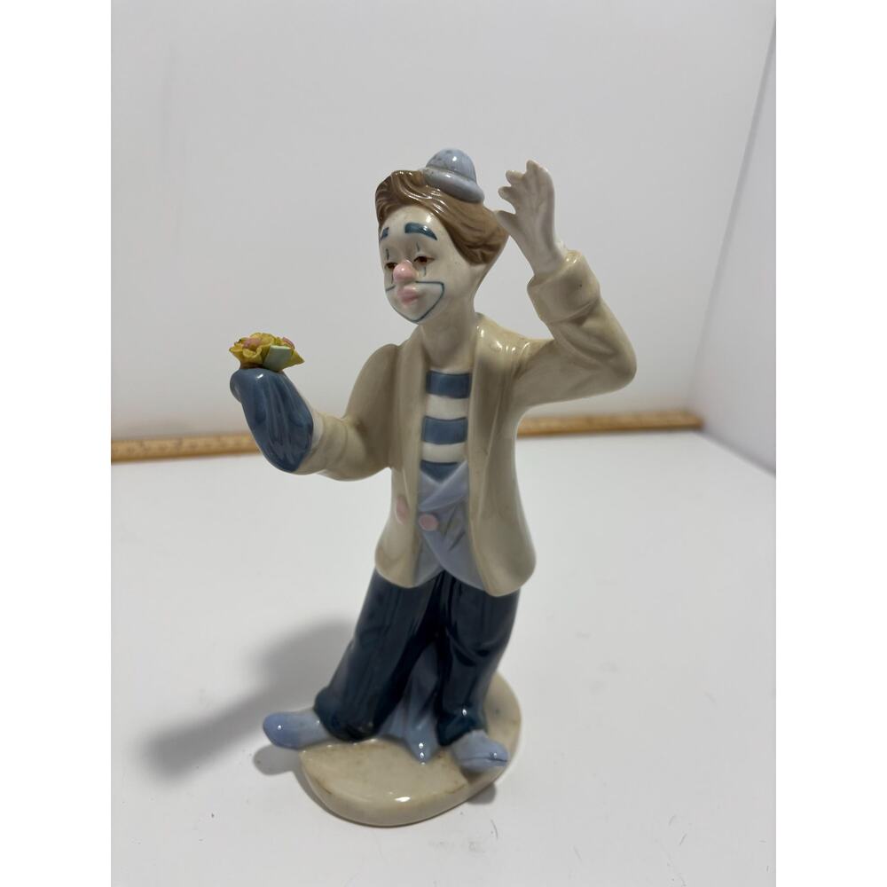 Clown Magician Porcelain Figurine - Vintage 1993 by Porcelana de Cuernavaca